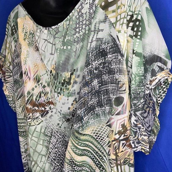 Autograph Sheer blousy top. Size XL. Drawstring at the waist. Figure Flattering. - Picture 6 of 9